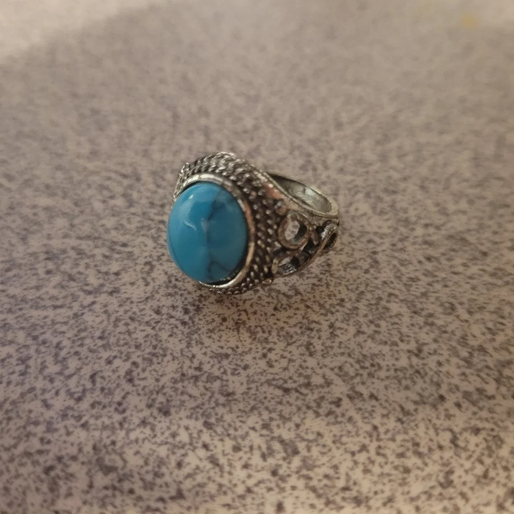 Turquoise ring - Picture 3 of 3